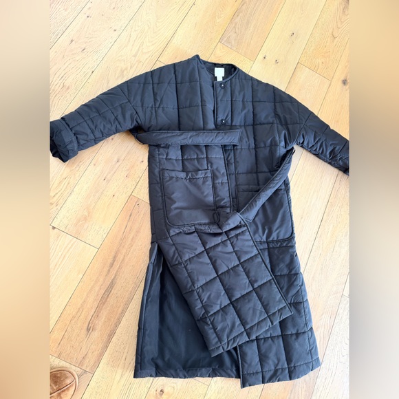 H&M Cocoon Quilted Puffer Coat - Picture 3 of 3